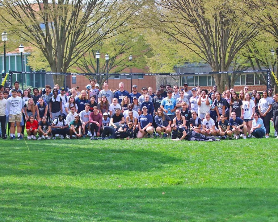 Student+Athletes+and+Faculty+gather+together+after+volleyball+match.+Photo+by%3A+PSH+Athletics+